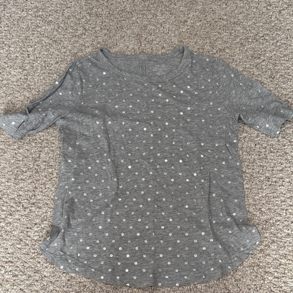 Banana Republic Gray and White Polka Dot Tee